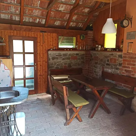 Chaloupka U Vejvodů * Skripov