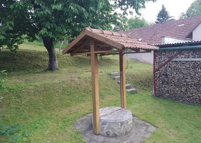 Chaloupka U Vejvodu Ferienhaus *